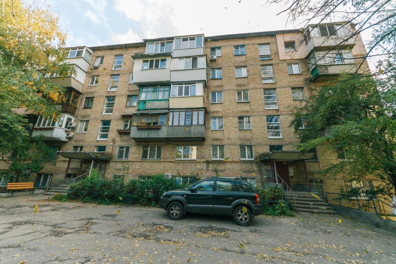 Прекрасная квартира у метро Политехнический институт Київ Екстер'єр фото